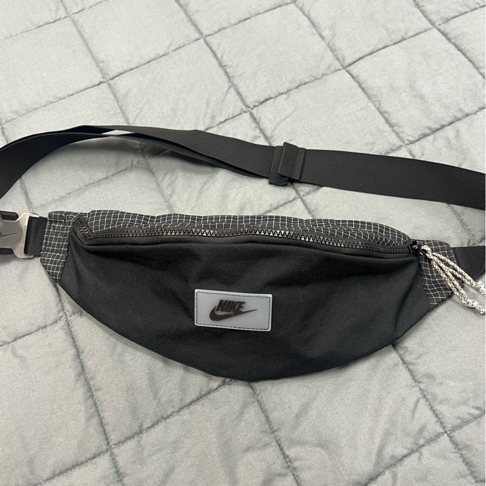 Nike crossbody bag